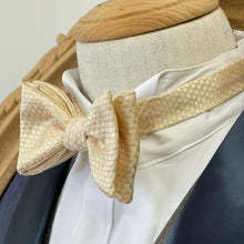 Load image into Gallery viewer, Cream Grid Pattern Classic Bow Tie
