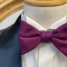 Load image into Gallery viewer, Mysterious Purple Big Butterfly Bow Tie