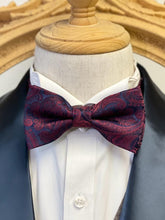 Load image into Gallery viewer, Bloody Purple Floral Classic Bow Tie