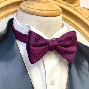 Mysterious Purple Big Butterfly Bow Tie