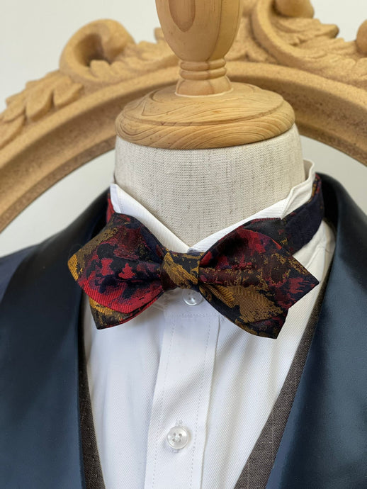 Abstract Mixed Color Pointed Bow Tie