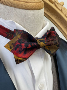 Abstract Mixed Color Pointed Bow Tie