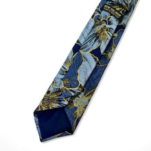 Load image into Gallery viewer, Navy Golden Floral Berry Tie – Skinny 75mm