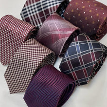 Load image into Gallery viewer, Light Red Geometric With White Stripes Curve Silk Tie – Skinny 70mm