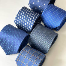 Load image into Gallery viewer, Navy Floral With White Flower Silk Tie – Regular 80mm