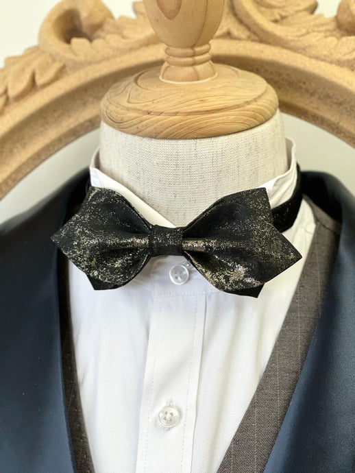 Galaxy Black With Gold Pointed Bow Tie