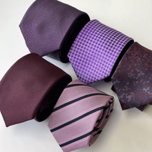 Load image into Gallery viewer, Purple Pattern With White Pin Dots Silk Tie – Regular 85mm
