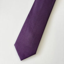 Load image into Gallery viewer, Purple Pattern With White Pin Dots Silk Tie – Regular 85mm