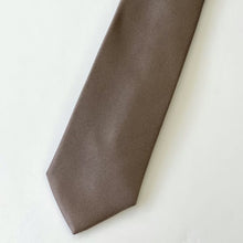 Load image into Gallery viewer, Golden Plain Silk Tie – Skinny 75mm