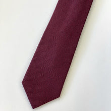 Load image into Gallery viewer, Dark Red Herringbone Silk Tie – Skinny 70mm