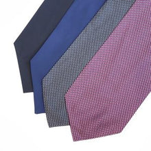Load image into Gallery viewer, Black Plain Silk Cravat