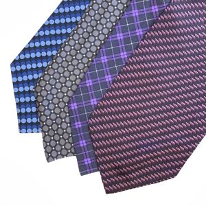 Red Geometric With White Stripes Printed Silk Cravat