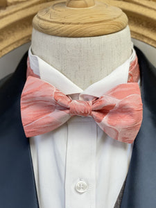 Light Pink Tie Dye Pattern Bow Tie