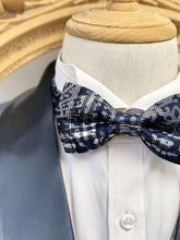 Load image into Gallery viewer, Navy Pattern With White and Grey Geometric Bow Tie