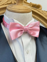 Load image into Gallery viewer, Light Pink Classic Bow Tie