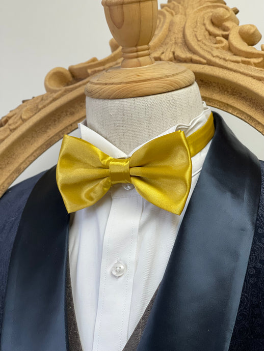 Gold Classic Bow Tie