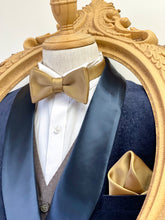 Load image into Gallery viewer, Light Brown Classic Bow Tie