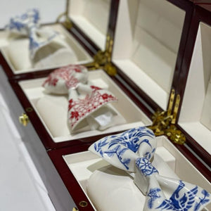 Chinese Rose Painted Butterfly [Limited Edition]