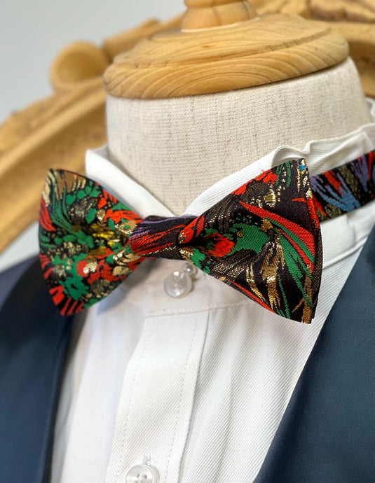 Japan Nishijin Collection – Auspicious Floral Red And Green Wire Bow Tie