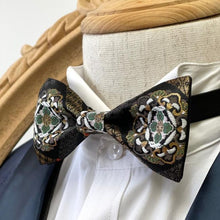 Load image into Gallery viewer, Japan Nishijin Collection – Lucky Green Gold Wire Bow Tie