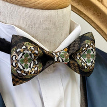 Load image into Gallery viewer, Japan Nishijin Collection – Lucky Green Gold Wire Bow Tie