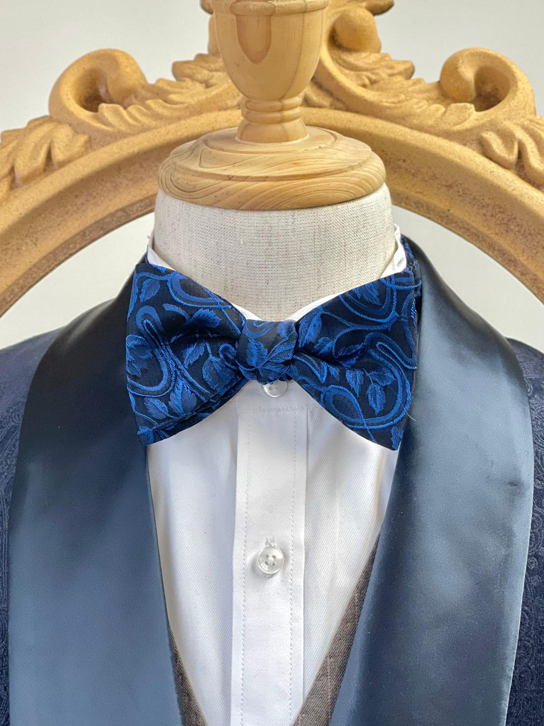 Romantic Navy Floral Bow Tie