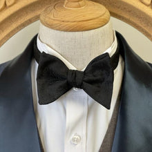 Load image into Gallery viewer, Paisley Black Bow Tie