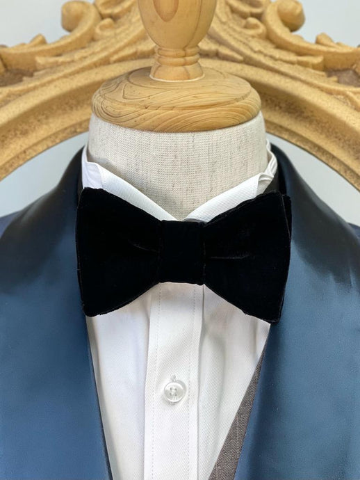 Pure Black Velvet Bow Tie