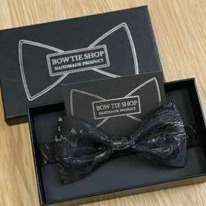 Shining River Black Classic Bow Tie
