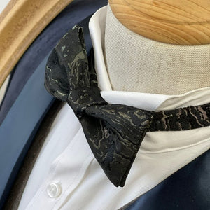 Shining River Black Classic Bow Tie