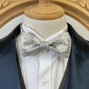 Shining River Silver White Classic Bow Tie