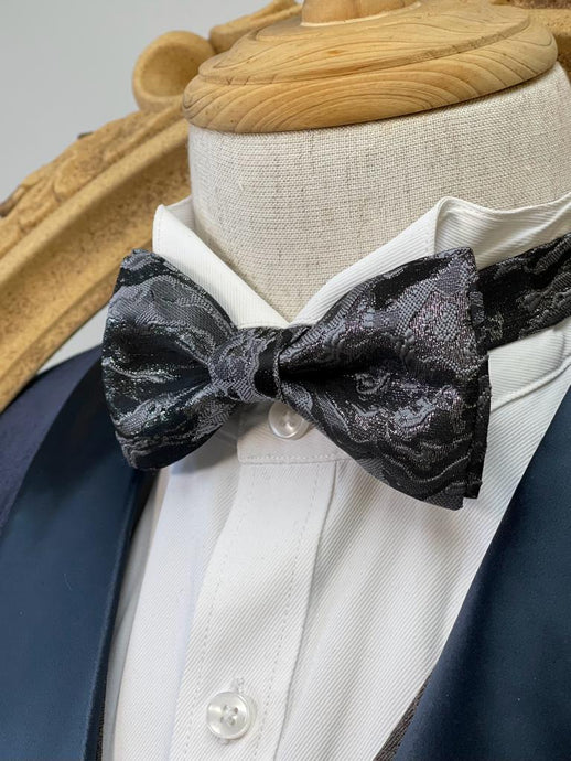Shining River Silver Black Classic Bow Tie
