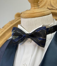 Load image into Gallery viewer, Shining Silver Navy Classic Bow Tie
