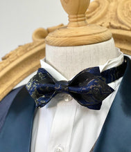 Load image into Gallery viewer, Shining Silver Navy Pointed Bow Tie