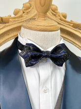 Load image into Gallery viewer, Shining Silver Navy Pointed Bow Tie