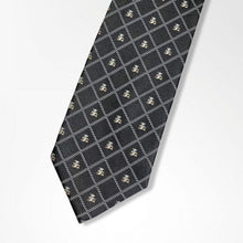 Load image into Gallery viewer, 熊 Teddy Bear Grid Grey Silk Tie – Regular 90mm
