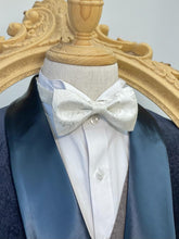 Load image into Gallery viewer, White Floral Classic Bow Tie