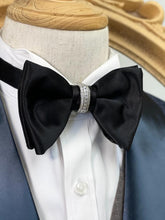 Load image into Gallery viewer, Pure Black Swallow Tail With Crystal Ring Bow Tie