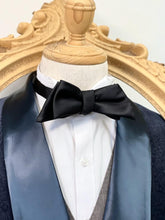 Load image into Gallery viewer, Pure Black Irregular Bow Tie