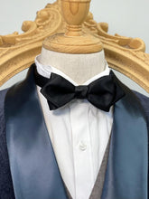 Load image into Gallery viewer, Pure Black Pointed Bow Tie